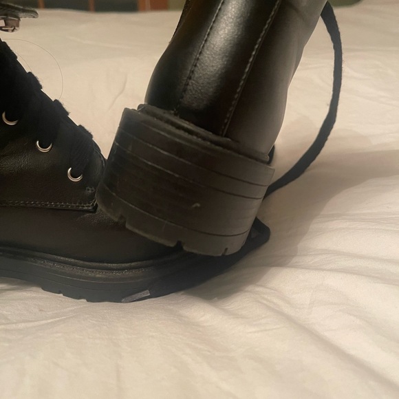 Like New. Black Madden Girl Boots zip side. PU - Picture 4 of 5